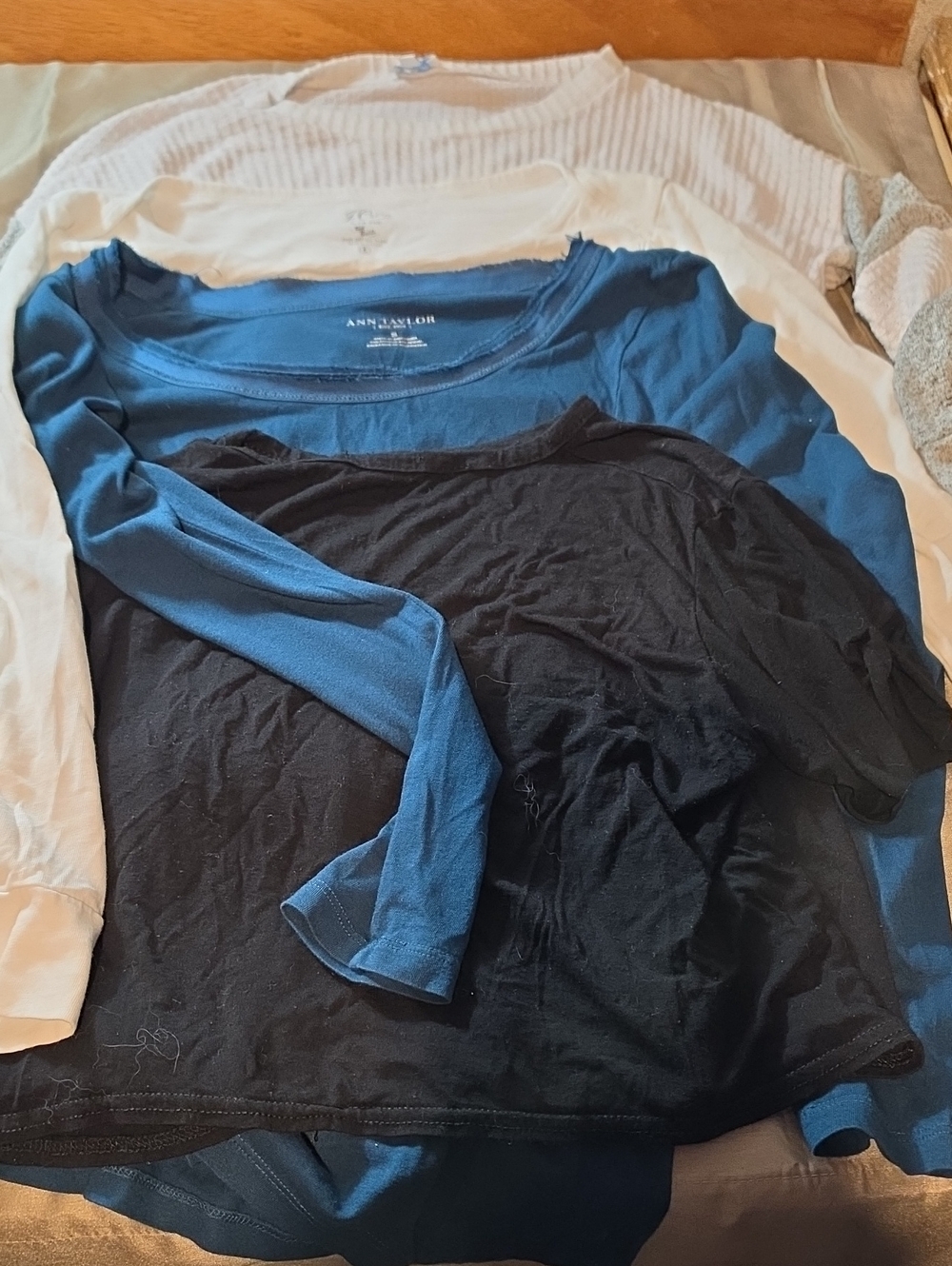 Layered-Look Long Sleeve Top Set W/Crop Top